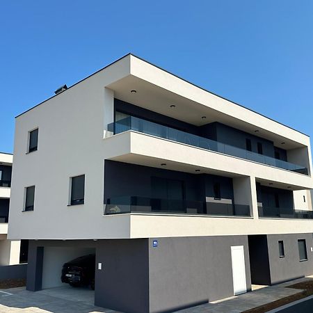 Apartments Harmony Hills プーラ エクステリア 写真