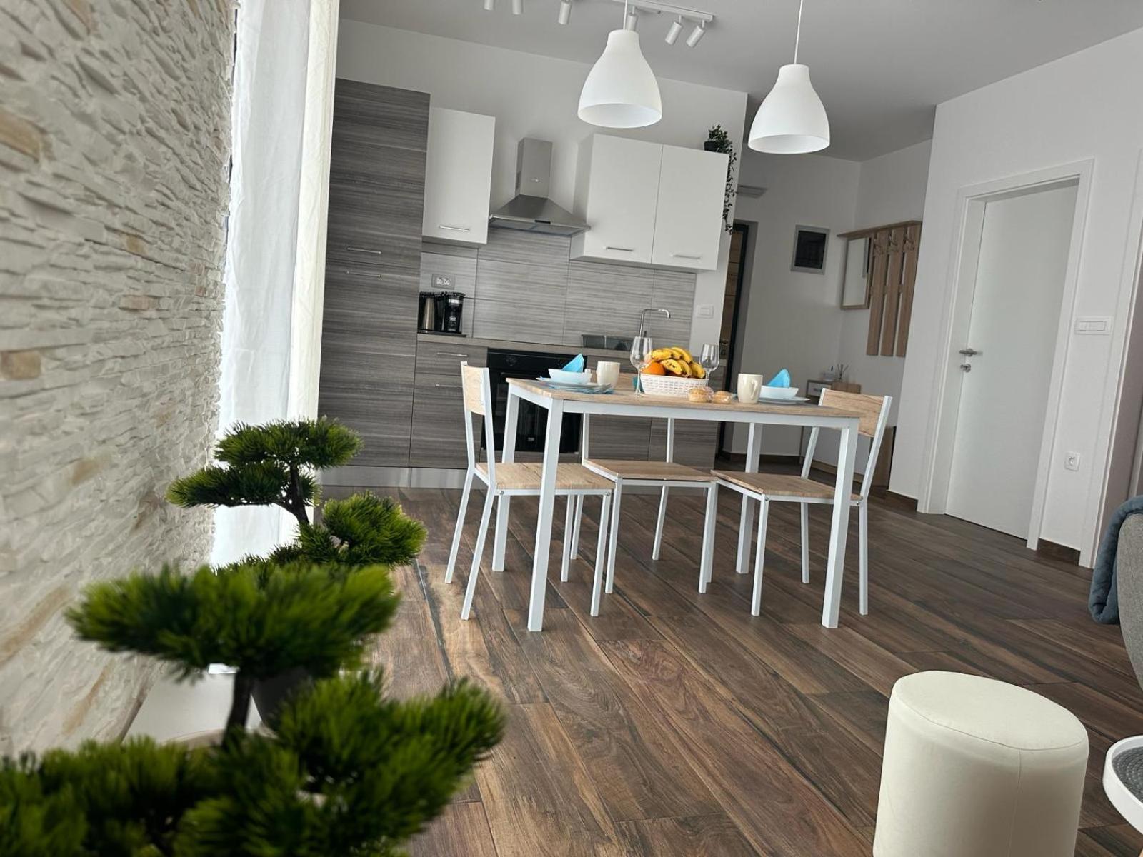 Apartments Harmony Hills プーラ エクステリア 写真