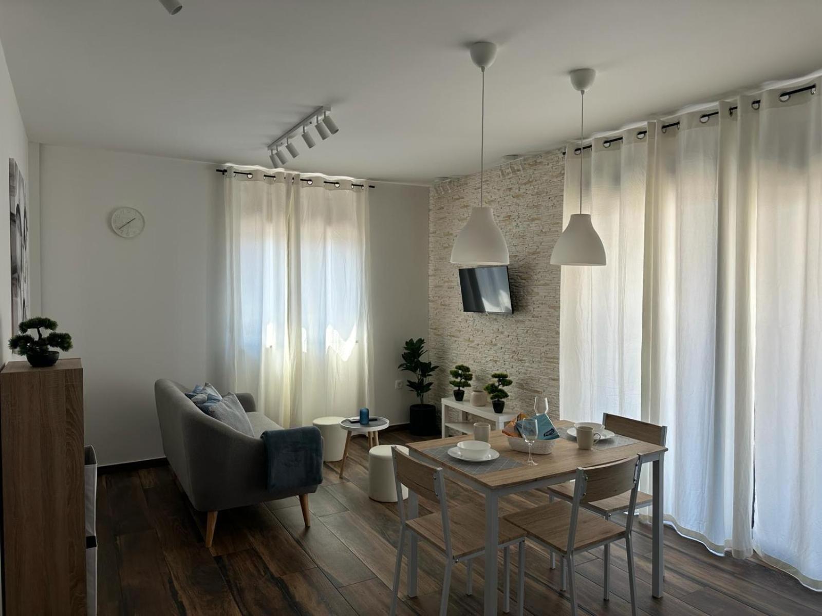 Apartments Harmony Hills プーラ エクステリア 写真